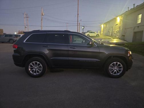 2021 Jeep Grand Cherokee Laredo