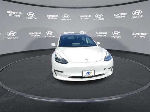 2020 Tesla Model 3 Standard Range