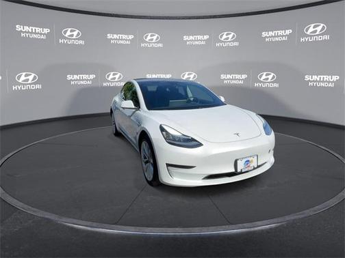 2020 Tesla Model 3 Standard Range