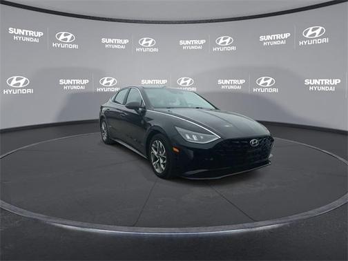 2022 Hyundai SONATA SEL