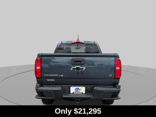 Shadow Gray Metallic 2020 Chevrolet Colorado LT