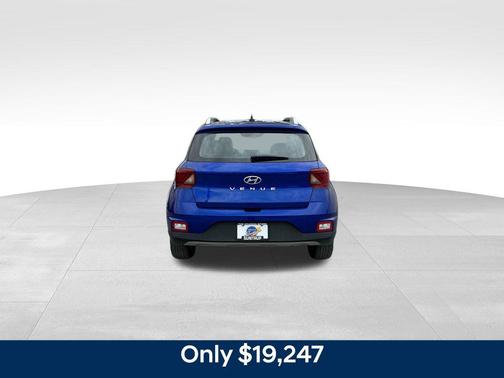 2024 Hyundai VENUE Limited