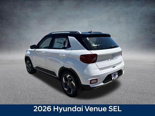 Lunar White w/Black Roof 2026 Hyundai VENUE SEL w/Two-Tone Roof