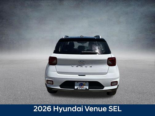 Lunar White w/Black Roof 2026 Hyundai VENUE SEL w/Two-Tone Roof