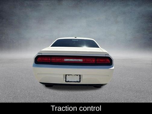 Stone White Clearcoat 2009 Dodge Challenger R/T