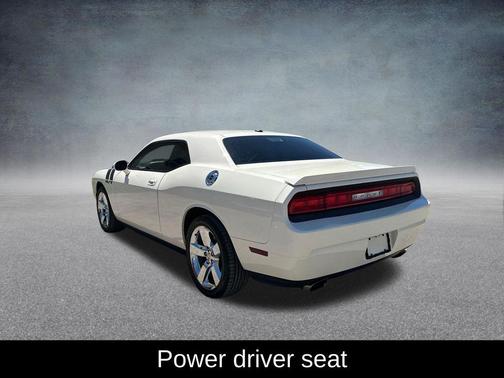 Stone White Clearcoat 2009 Dodge Challenger R/T