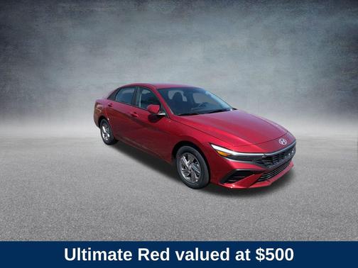 2025 Hyundai ELANTRA SE