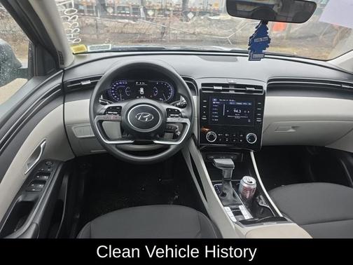 2024 Hyundai TUCSON SE