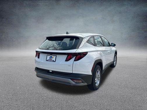 Serenity White Pearl 2026 Hyundai TUCSON SE