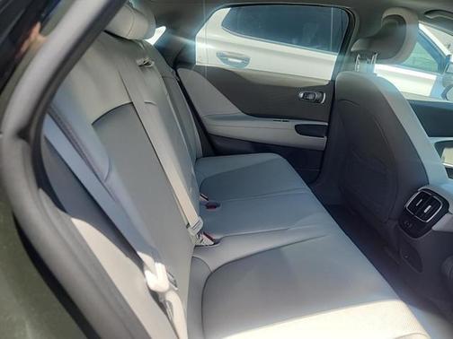 2023 Hyundai IONIQ 6 Limited