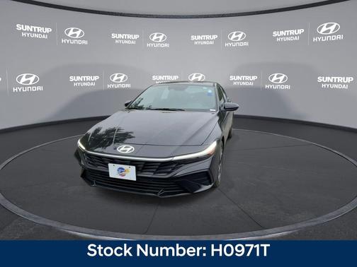 2025 Hyundai ELANTRA HEV SEL Sport