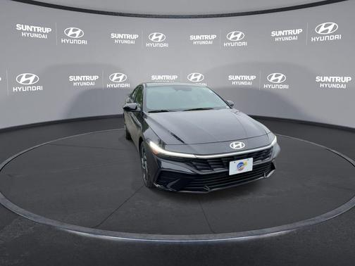 2025 Hyundai ELANTRA HEV SEL Sport