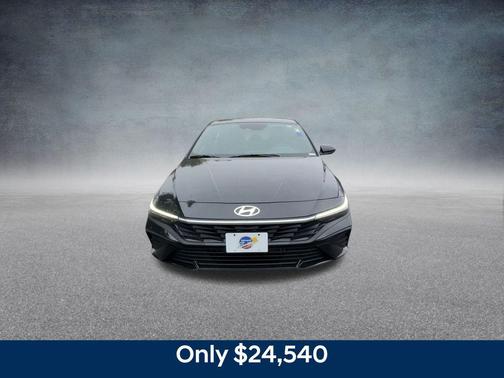 2025 Hyundai ELANTRA HEV SEL Sport