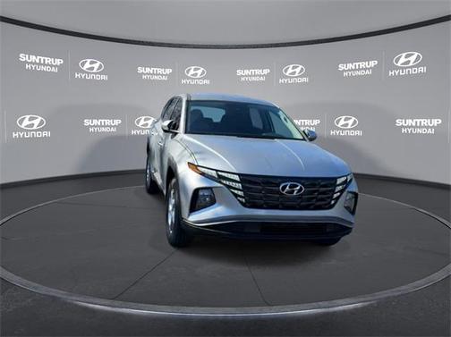 2024 Hyundai TUCSON SE