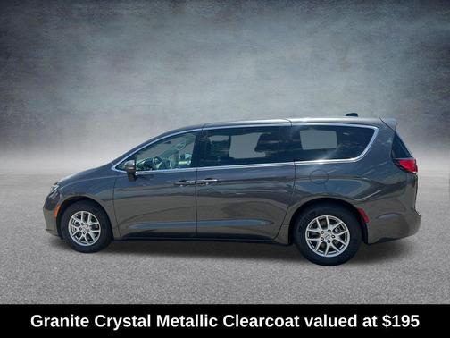 Granite Crystal Metallic Clearcoat 2023 Chrysler Pacifica Touring L