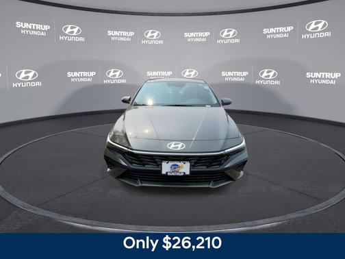 2025 Hyundai ELANTRA Limited