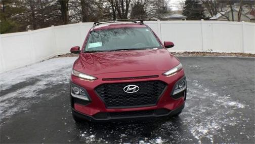 2021 Hyundai KONA SEL