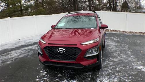2021 Hyundai KONA SEL