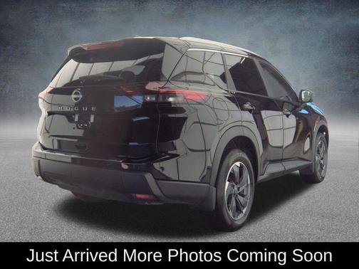 Super Black 2025 Nissan Rogue SV