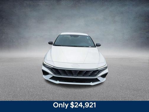 2025 Hyundai ELANTRA HEV SEL Sport