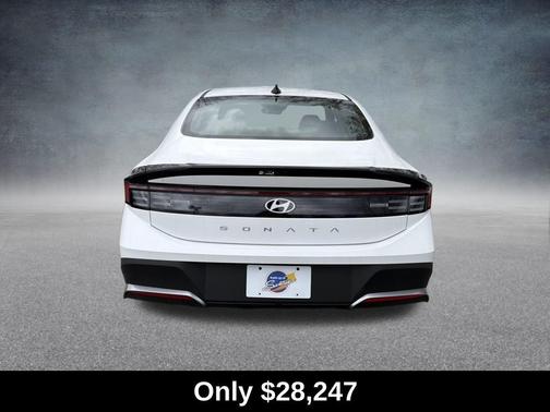 2026 Hyundai SONATA SE