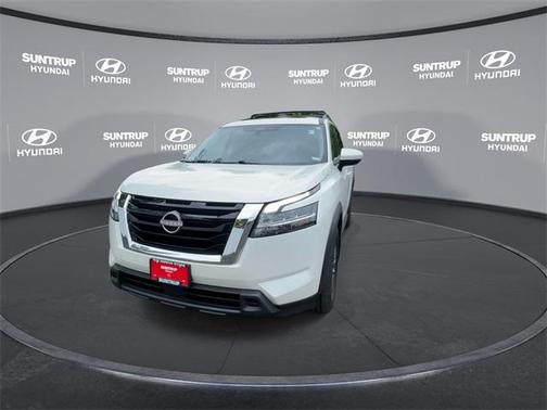 2022 Nissan Pathfinder SV 4WD
