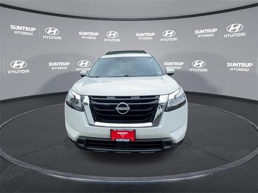 2022 Nissan Pathfinder SV 4WD