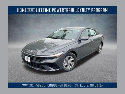 2025 Hyundai ELANTRA SE