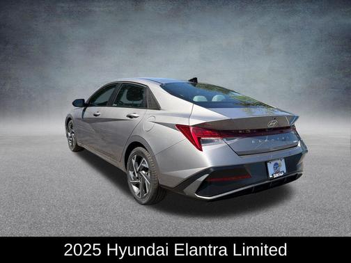 Fluid Metal 2025 Hyundai ELANTRA Limited