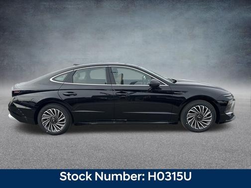 2026 Hyundai SONATA Hybrid Limited