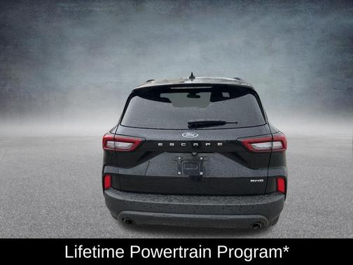 Black Metallic 2025 Ford Escape ST-Line