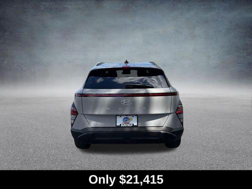 Cyber Gray Metallic 2025 Hyundai KONA SEL