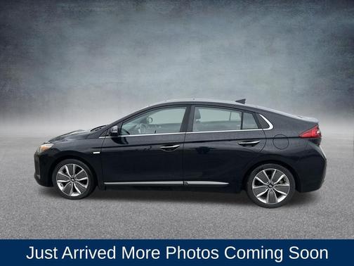 2017 Hyundai IONIQ Hybrid Limited