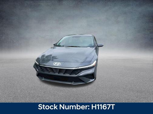 2025 Hyundai ELANTRA Limited