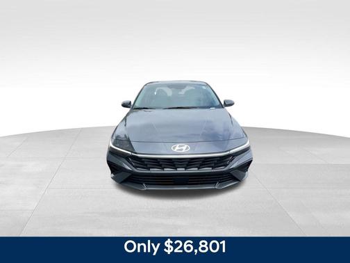 2025 Hyundai ELANTRA Limited