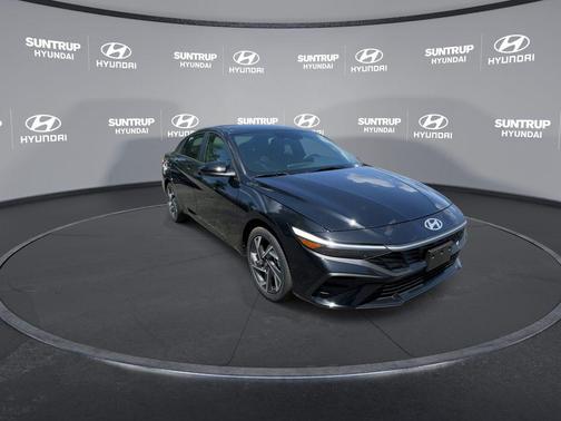 2025 Hyundai ELANTRA HEV SEL Sport