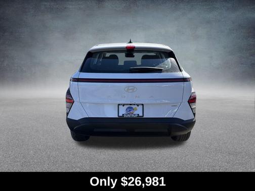 2026 Hyundai KONA SE