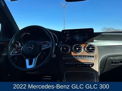 2022 Mercedes-Benz GLC 300 4MATIC