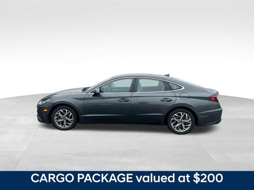 2022 Hyundai SONATA SEL