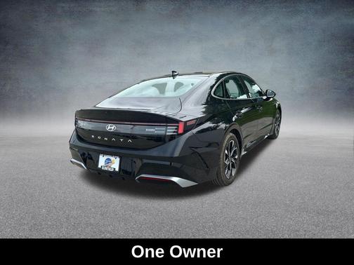 Onyx Black 2024 Hyundai SONATA SEL