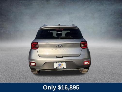 2023 Hyundai VENUE SEL