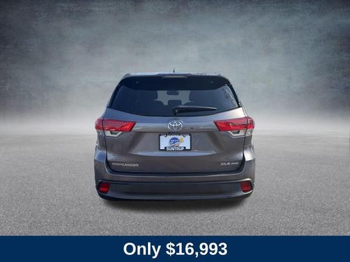 2017 Toyota Highlander XLE