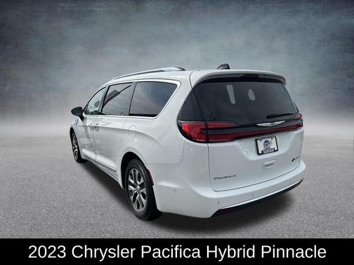 2023 Chrysler Pacifica L