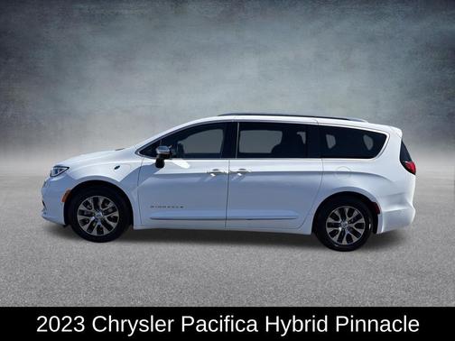 2023 Chrysler Pacifica L