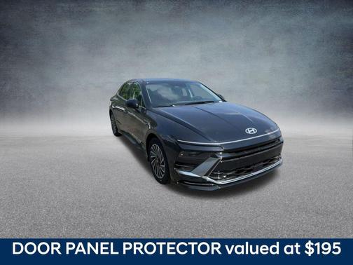 2025 Hyundai SONATA Hybrid SE
