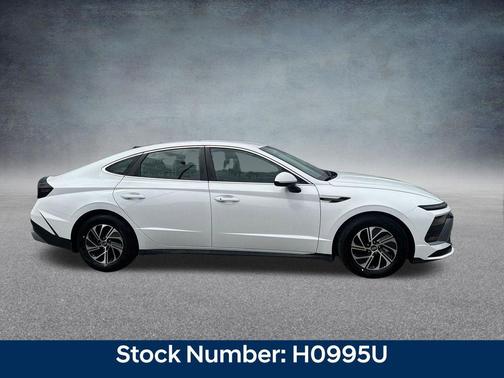Serenity White 2026 Hyundai SONATA Hybrid Base