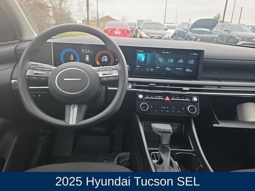 2025 Hyundai TUCSON SEL