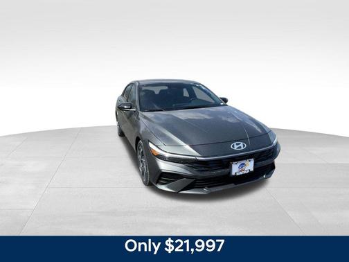 2025 Hyundai ELANTRA Sport