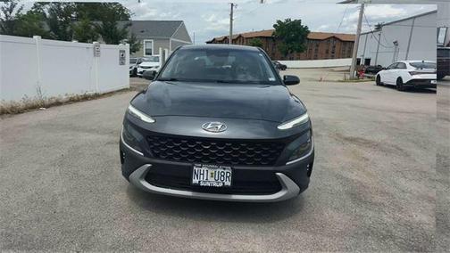 2022 Hyundai KONA SE