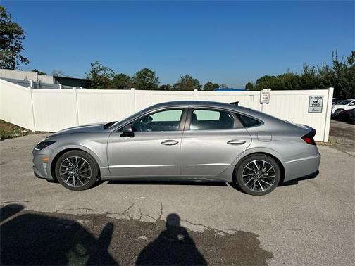 2023 Hyundai SONATA Limited